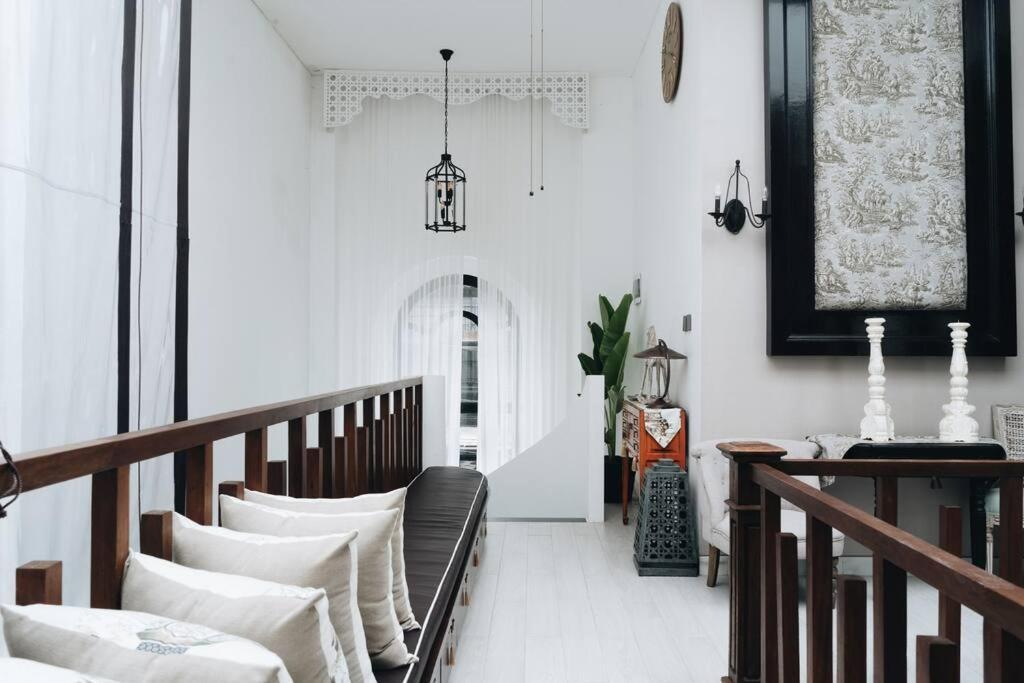 Luxurious 3br Muzo With Pool By Azure Near W Seminyak